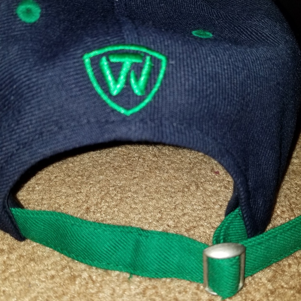 VINTAGE Notre Dame hat. - Picture 3 of 5